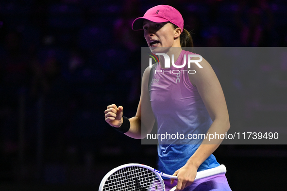 RIYADH, SAUDI ARABIA - NOVEMBER 03: Iga Swiatek of Poland during her match against Barbora Krejcikovas of Czech Republic on day 2 of the 202...