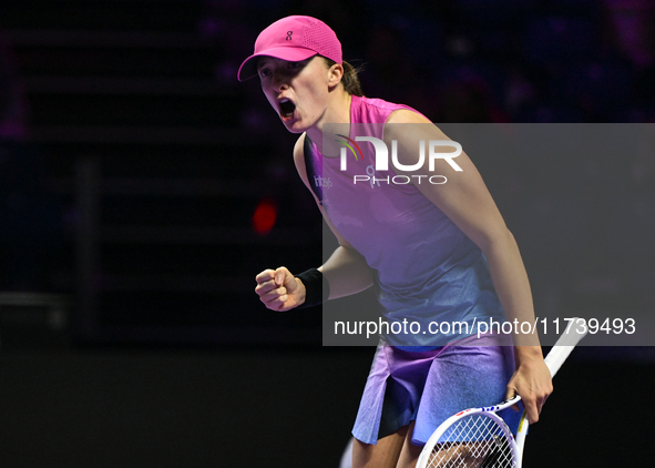 RIYADH, SAUDI ARABIA - NOVEMBER 03: Iga Swiatek of Poland during her match against Barbora Krejcikovas of Czech Republic on day 2 of the 202...