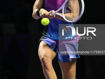 RIYADH, SAUDI ARABIA - NOVEMBER 03: Iga Swiatek of Poland during her match against Barbora Krejcikovas of Czech Republic on day 2 of the 202...