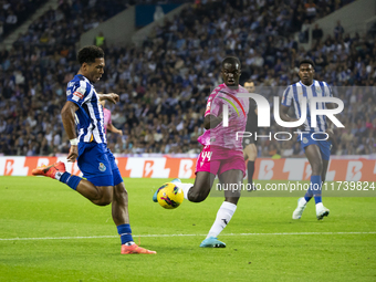 Namaso of FC Porto plays in the Portuguese Premier League soccer match against Estoril at the Estadio do Dragao in Porto, Portugal, on Novem...