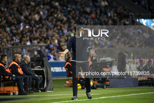 FC Porto coach Vitor Bruno gives instructions to his players during the match against Estoril at Estadio do Dragao in Porto, Portugal, on No...