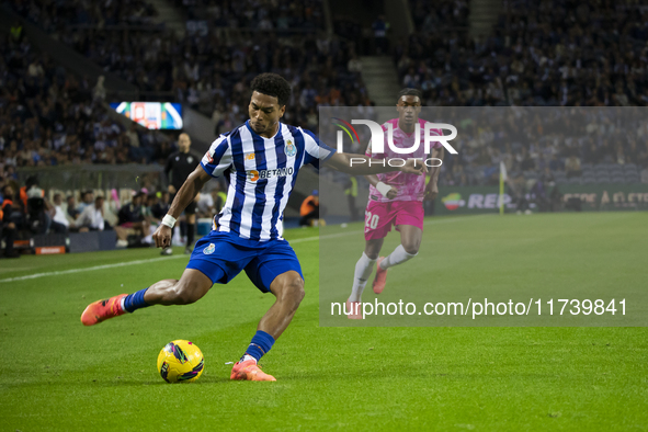 Namaso of FC Porto plays in the Portuguese Premier League soccer match against Estoril at the Estadio do Dragao in Porto, Portugal, on Novem...