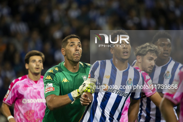 Namaso of FC Porto plays in the Portuguese Premier League soccer match against Estoril at the Estadio do Dragao in Porto, Portugal, on Novem...