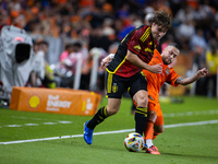 Seattle Sounders forward Pedro de la Vega battles for the ball with Houston Dynamo midfielder Sebastian Kowalczyk during a playoff match bet...