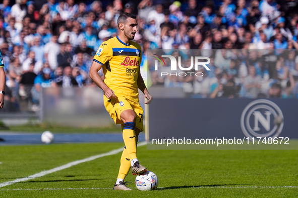 Davide Zappacosta of Atalanta BC during the serie Serie A Enilive match between SSC Napoli and Atalanta BC at Stadio Diego Armando Maradona...