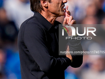 Antonio Conte Head Coach of SSC Napoli gestures during the serie Serie A Enilive match between SSC Napoli and Atalanta BC at Stadio Diego Ar...