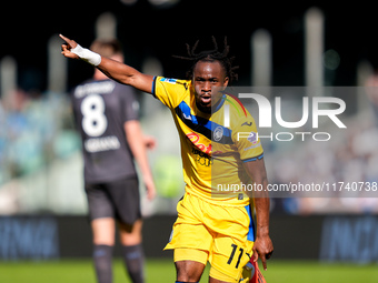 Ademola Lookman of Atalanta BC celebrates after scoring second goal during the serie Serie A Enilive match between SSC Napoli and Atalanta B...