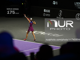 RIYADH, SAUDI ARABIA - NOVEMBER 04: Elena Rybakina of Kazakhstan during her match against Qinwen Zheng of China on day 3 of the 2024 WTA Fin...