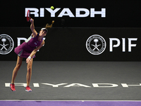 RIYADH, SAUDI ARABIA - NOVEMBER 04: Elena Rybakina of Kazakhstan during her match against Qinwen Zheng of China on day 3 of the 2024 WTA Fin...