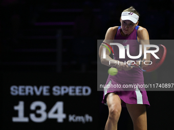 RIYADH, SAUDI ARABIA - NOVEMBER 04: Elena Rybakina of Kazakhstan during her match against Qinwen Zheng of China on day 3 of the 2024 WTA Fin...