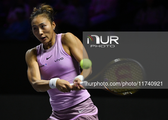 RIYADH, SAUDI ARABIA - NOVEMBER 04: Qinwen Zheng of China during her match against Elena Rybakina of Kazakhstan  on day 3 of the 2024 WTA Fi...