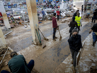 The town of Xiva, close to Valencia, is heavily affected by the floods of the last week. The visit of the King of Spain, Felipe VI, is plann...