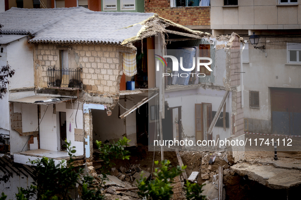 The town of Xiva, close to Valencia, is heavily affected by the floods of the last week. The visit of the King of Spain, Felipe VI, is plann...