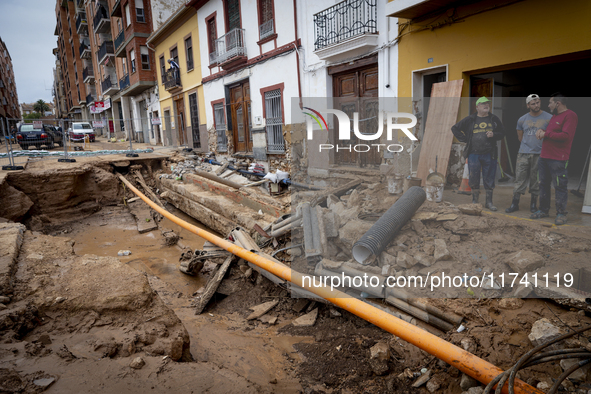 The town of Xiva, close to Valencia, is heavily affected by the floods of the last week. The visit of the King of Spain, Felipe VI, is plann...