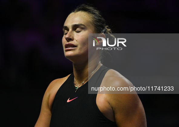 RIYADH, SAUDI ARABIA - NOVEMBER 04: Aryna Sabalenka of Belarus during her match against Jasmine Paolini of Italy on day 3 of the 2024 WTA Fi...