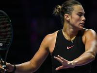 RIYADH, SAUDI ARABIA - NOVEMBER 04: Aryna Sabalenka of Belarus during her match against Jasmine Paolini of Italy on day 3 of the 2024 WTA Fi...