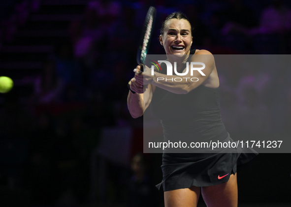 RIYADH, SAUDI ARABIA - NOVEMBER 04: Aryna Sabalenka of Belarus during her match against Jasmine Paolini of Italy on day 3 of the 2024 WTA Fi...