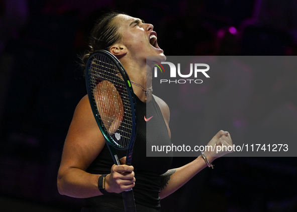 RIYADH, SAUDI ARABIA - NOVEMBER 04: Aryna Sabalenka of Belarus during her match against Jasmine Paolini of Italy on day 3 of the 2024 WTA Fi...