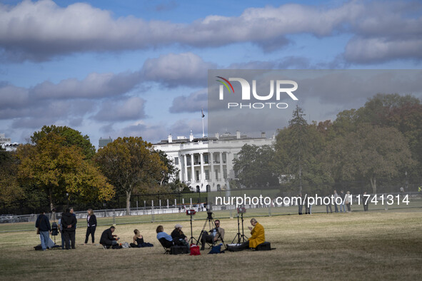 On November 4, 2024, in Washington, DC, a day before election day, the Secret Service and businesses board up the front of buildings and pla...