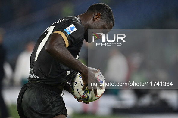 Zito Luvumbo of Cagliari Calcio celebrates after scoring the goal to make it 1-1 during the 11th day of the Serie A Championship between S.S...