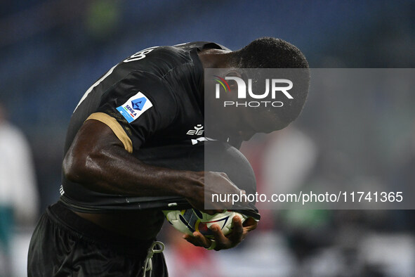 Zito Luvumbo of Cagliari Calcio celebrates after scoring the goal to make it 1-1 during the 11th day of the Serie A Championship between S.S...