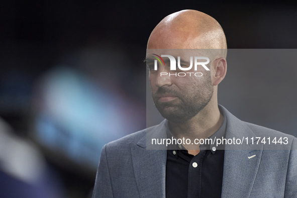 Claudio Giraldez, Head Coach of RC Celta de Vigo, looks on before the La Liga EA Sports match between RC Celta de Vigo and Getafe CF at Esta...