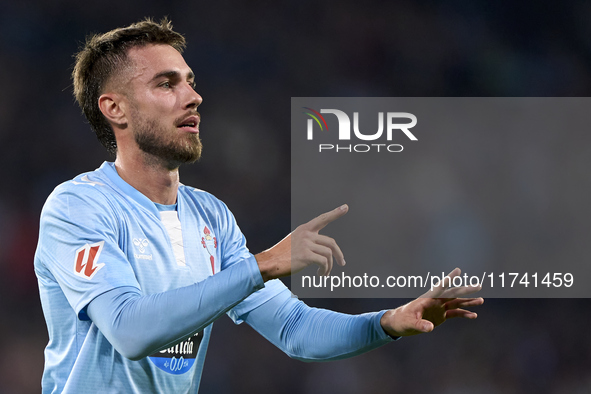 Oscar Mingueza of RC Celta de Vigo reacts during the La Liga EA Sports match between RC Celta de Vigo and Getafe CF at Estadio Abanca Balaid...