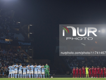 Players of RC Celta de Vigo and Getafe CF pause for a moment of silence to pay their respects to the victims of the flooding disaster in Spa...