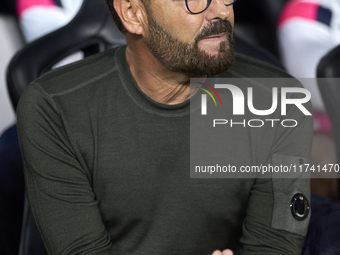 Pepe Bordalas, Head Coach of Getafe CF, looks on prior to the La Liga EA Sports match between RC Celta de Vigo and Getafe CF at Estadio Aban...