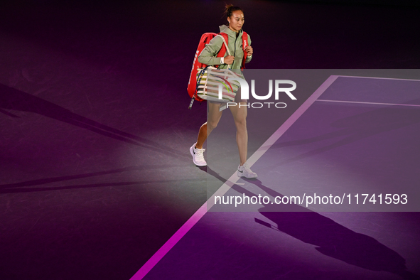 RIYADH, SAUDI ARABIA - NOVEMBER 04: Qinwen Zheng of China arrives ahead of her match against Elena Rybakina of Kazakhstan, on day 3 of the 2...