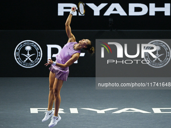 RIYADH, SAUDI ARABIA - NOVEMBER 04: Qinwen Zheng of China during her match against Elena Rybakina of Kazakhstan  on day 3 of the 2024 WTA Fi...