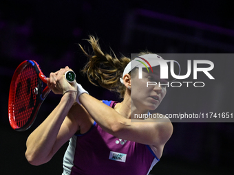 RIYADH, SAUDI ARABIA - NOVEMBER 04: Elena Rybakina of Kazakhstan during her match against Qinwen Zheng of China on day 3 of the 2024 WTA Fin...