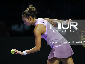 RIYADH, SAUDI ARABIA - NOVEMBER 04: Qinwen Zheng of China during her match against Elena Rybakina of Kazakhstan  on day 3 of the 2024 WTA Fi...