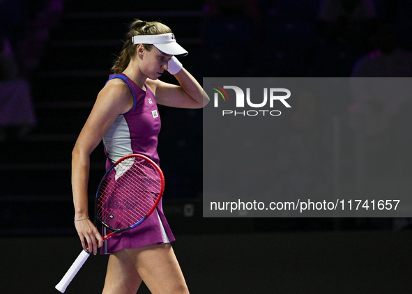 RIYADH, SAUDI ARABIA - NOVEMBER 04: Elena Rybakina of Kazakhstan during her match against Qinwen Zheng of China on day 3 of the 2024 WTA Fin...