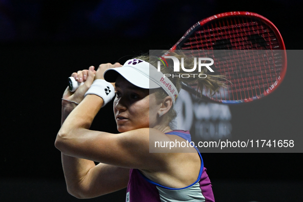 RIYADH, SAUDI ARABIA - NOVEMBER 04: Elena Rybakina of Kazakhstan during her match against Qinwen Zheng of China on day 3 of the 2024 WTA Fin...