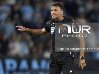 Referee Jesus Gil Manzano reacts during the La Liga EA Sports match between RC Celta de Vigo and Getafe CF at Estadio Abanca Balaidos in Vig...