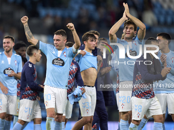 Players of Getafe CF celebrate victory after the La Liga EA Sports match between RC Celta de Vigo and Getafe CF at Estadio Abanca Balaidos i...