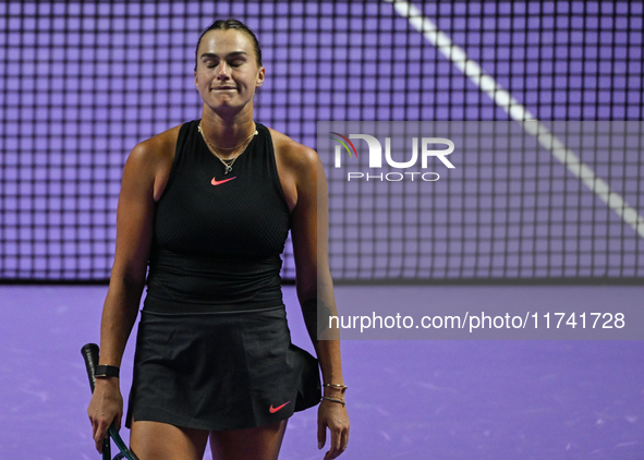 RIYADH, SAUDI ARABIA - NOVEMBER 04: Aryna Sabalenka of Belarus during her match against Jasmine Paolini of Italy on day 3 of the 2024 WTA Fi...