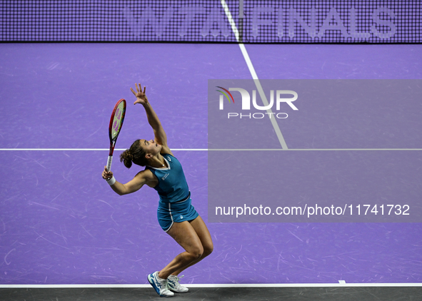 RIYADH, SAUDI ARABIA - NOVEMBER 04: Jasmine Paolini of Italy during her match against Aryna Sabalenka of Belarus  on day 3 of the 2024 WTA F...