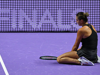 RIYADH, SAUDI ARABIA - NOVEMBER 04: Aryna Sabalenka of Belarus during her match against Jasmine Paolini of Italy on day 3 of the 2024 WTA Fi...