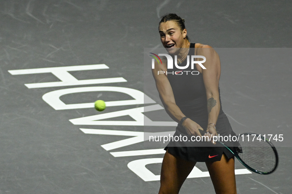 RIYADH, SAUDI ARABIA - NOVEMBER 04: Aryna Sabalenka of Belarus during her match against Jasmine Paolini of Italy on day 3 of the 2024 WTA Fi...