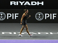 RIYADH, SAUDI ARABIA - NOVEMBER 04: Aryna Sabalenka of Belarus during her match against Jasmine Paolini of Italy on day 3 of the 2024 WTA Fi...