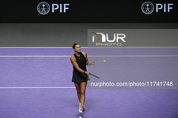 RIYADH, SAUDI ARABIA - NOVEMBER 04: Aryna Sabalenka of Belarus during her match against Jasmine Paolini of Italy on day 3 of the 2024 WTA Fi...