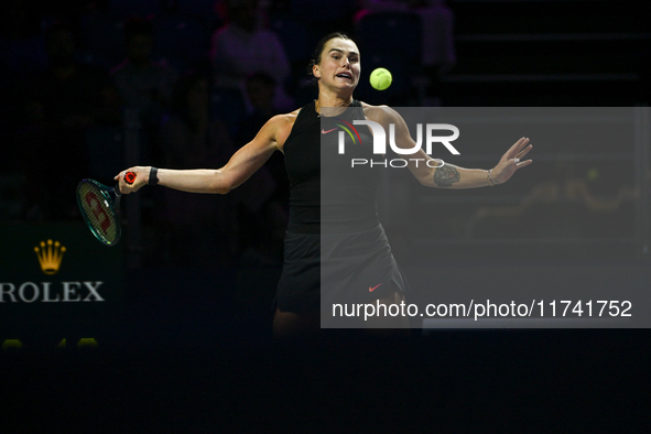 RIYADH, SAUDI ARABIA - NOVEMBER 04: Aryna Sabalenka of Belarus during her match against Jasmine Paolini of Italy on day 3 of the 2024 WTA Fi...