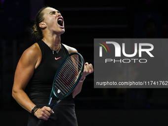 RIYADH, SAUDI ARABIA - NOVEMBER 04: Aryna Sabalenka of Belarus during her match against Jasmine Paolini of Italy on day 3 of the 2024 WTA Fi...