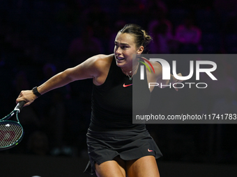 RIYADH, SAUDI ARABIA - NOVEMBER 04: Aryna Sabalenka of Belarus during her match against Jasmine Paolini of Italy on day 3 of the 2024 WTA Fi...