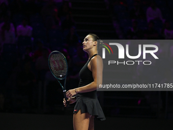 RIYADH, SAUDI ARABIA - NOVEMBER 04: Aryna Sabalenka of Belarus during her match against Jasmine Paolini of Italy on day 3 of the 2024 WTA Fi...