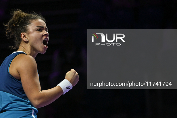 RIYADH, SAUDI ARABIA - NOVEMBER 04: Jasmine Paolini of Italy during her match against Aryna Sabalenka of Belarus  on day 3 of the 2024 WTA F...