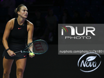 RIYADH, SAUDI ARABIA - NOVEMBER 04: Aryna Sabalenka of Belarus during her match against Jasmine Paolini of Italy on day 3 of the 2024 WTA Fi...