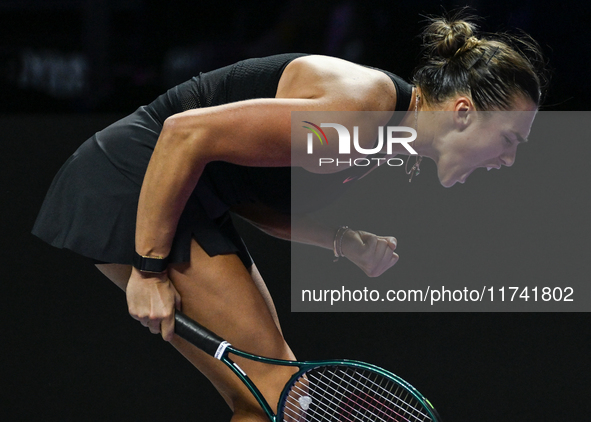 RIYADH, SAUDI ARABIA - NOVEMBER 04: Aryna Sabalenka of Belarus during her match against Jasmine Paolini of Italy on day 3 of the 2024 WTA Fi...